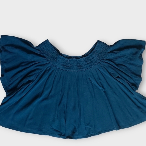 Kimchi Blue Urban Outfitters Ruffled Off Shoulder Top - Picture 6 of 9